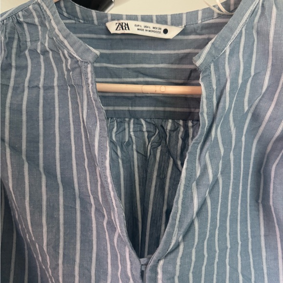 Zara women’s Casual Blue and White Striped Shirt - Picture 2 of 4